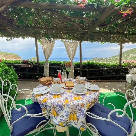 La Terrazza Sul Porto Konukevi